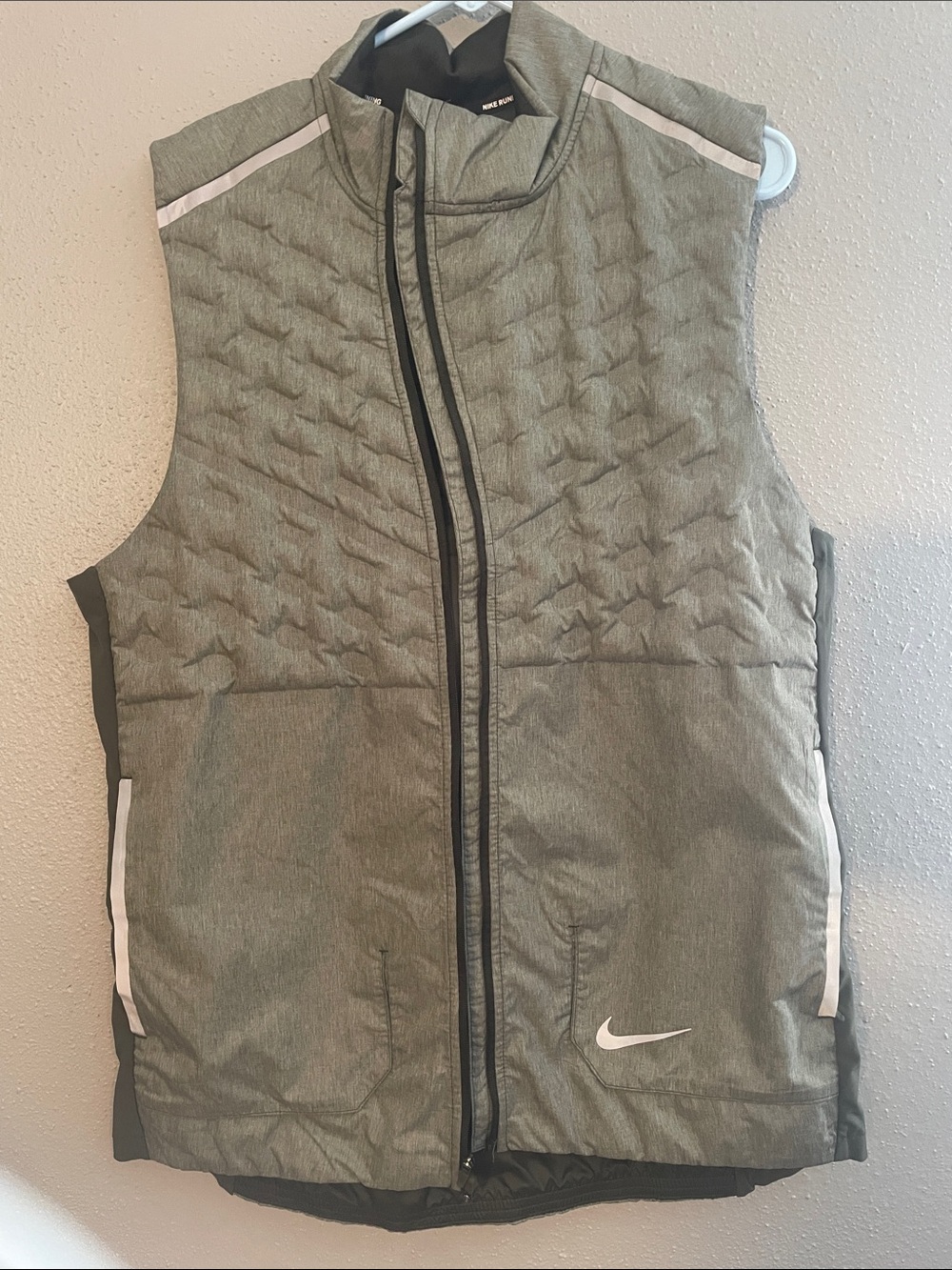Nike Olive Gray Aeroloft Quilted Sleeveless Vest
